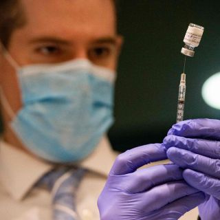 La OMS se muestra opuesta a que la vacunación contra el COVID-19 sea obligatoria