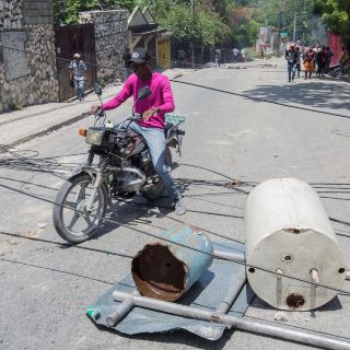 EU ve "probable" un alto número de víctimas por el terremoto en Haití