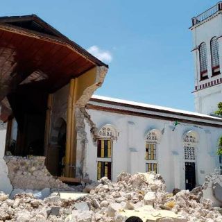 Biden ordena una "respuesta inmediata" de EU al terremoto en Haití