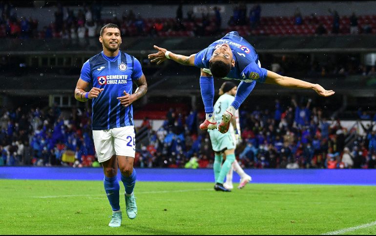 Orbelín Pineda festeja su gol, el último del partido. IMAGO7/R. Vadillo