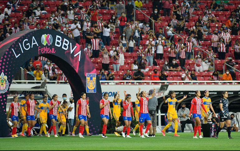 Chivas y Tigres protagonizaron la última Final de la Liga MX Femenil y se cuentan entre los seis equipos con mayor cantidad de puntos y Liguillas en el circuito.