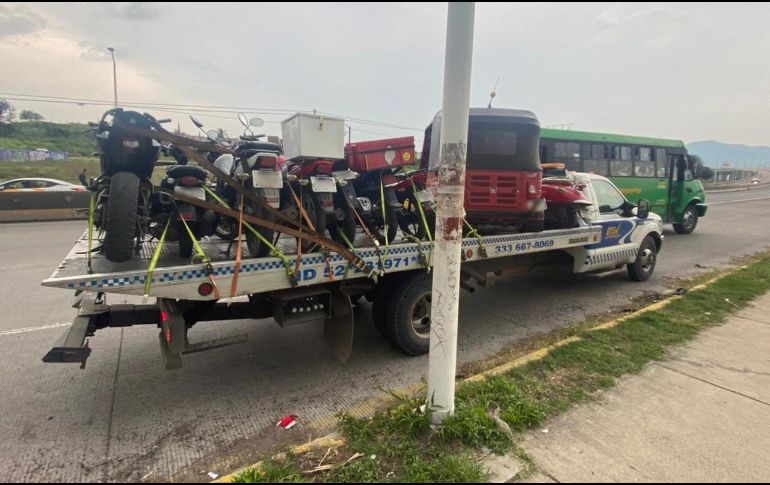 Los vehículos asegurados en Tlajomulco fueron remitidos a un depósito. ESPECIAL/Policía Vial
