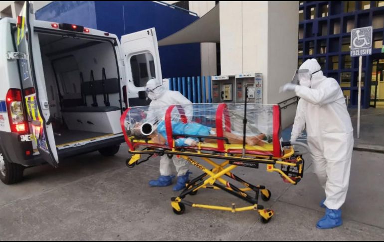 Grave. El Gobierno federal reportó mil 282 pacientes en hospitales públicos y 125 en privados. Notimex