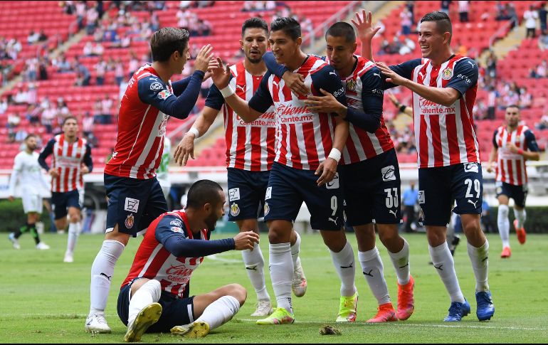 Chivas sigue innovando en el tema de transmisiones, pues este lunes el equipo rojiblanco anunció a Eleven como la nueva plataforma en donde más de 100 países podrán ver los partidos. IMAGO7