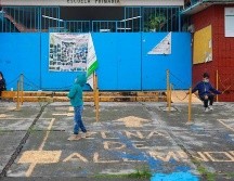 Detallan que habrá tres opciones para el regreso a clases: presencial, híbrido y a distancia. EFE/C. Ramírez