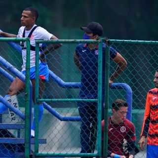 Cruz Azul hace oficial el registro de Rómulo Otero