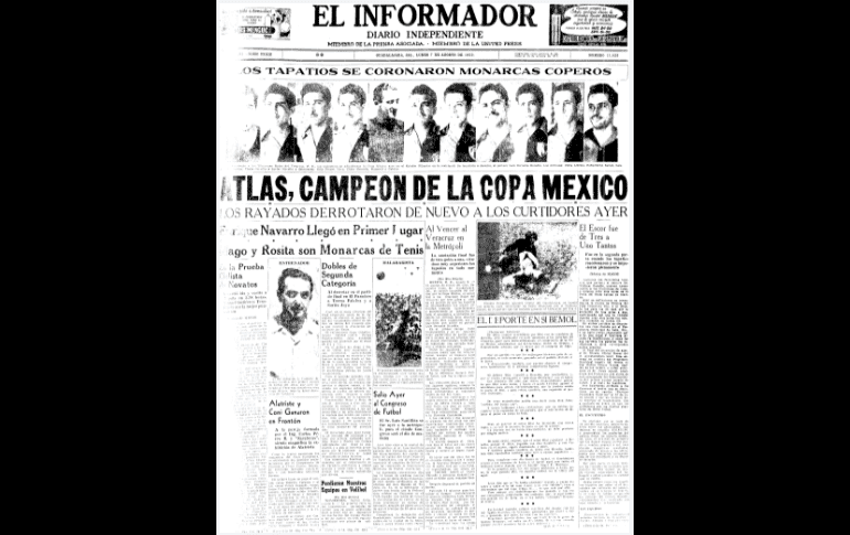 OTRA COPA MÉXICO. Los rojinegros consiguieron su segundo trofeo profesional en su historia al vencer al Veracruz 3-1 y así levantó la Copa México. Ese mismo año, 1950, el Atlas se proclamó Campeón de Campeones con una victoria sobre el mismo Veracruz. EL INFORMADOR/ARCHIVO