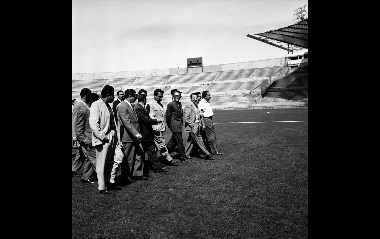 LA CASA QUEDÓ LISTA. El 31 de enero de 1960 queda formalmente inaugurado el Monumental Estadio Jalisco con un partido entre Atlas y San Lorenzo de Almagro. Los argentinos ganaron 2-0, y el primer gol fue de Norberto Boggio. EL INFORMADOR/ARCHIVO