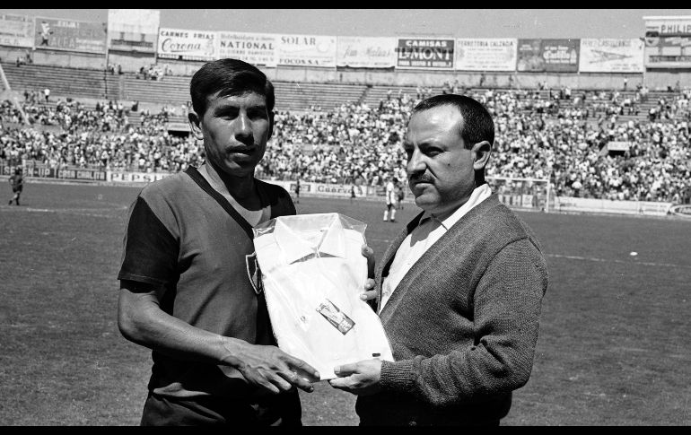 José “Dumbo” López fue artífice de la cuarta coronación del Atlas en el torneo de Copa México en 1967, ya que con un gol suyo y otro más de Jesús Delgado, los rojinegros se impusieron 2-1 al Veracruz que era potencia en aquellos tiempos. EL INFORMADOR/ARCHIVO
