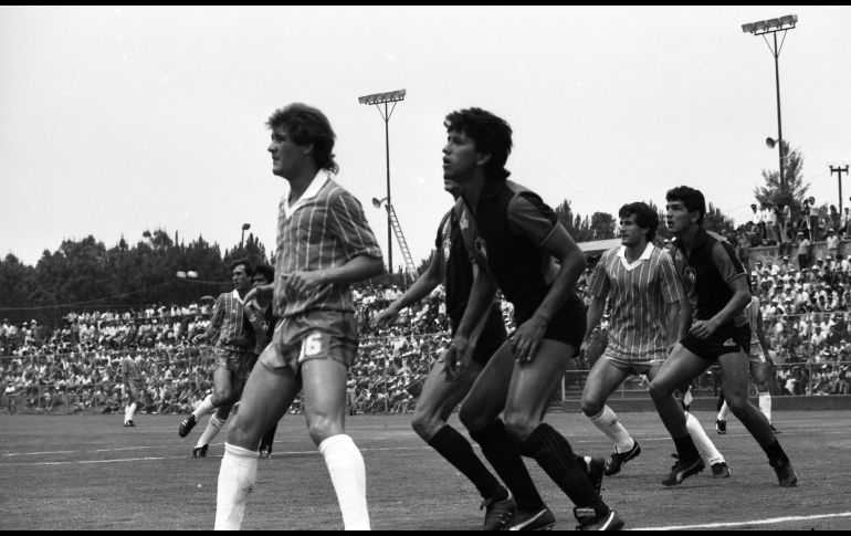 ACTIVIDAD MUNDIALISTA. Previo a que diera comienzo la Copa del Mundo de México 1986, el Atlas disputó una serie de encuentros amistosos ante selecciones que participaron en el evento, como España y la Unión Soviética. EL INFORMADOR/ARCHIVO