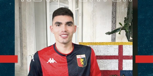 Johan V&aacute;squez ya pertenece al G&eacute;nova