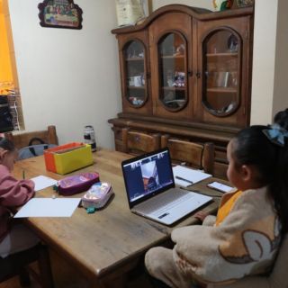 AMLO urge el regreso a clases para que niños no estén sometidos al Nintendo