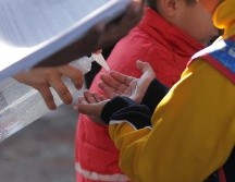 Recordaron que para regresar a las clases presenciales, los alumnos, padres de familia y escuelas contarán con un protocolo que deberán seguir. NTX / ARCHIVO