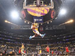 Los Nets se presentarán al completo con su ''Big 3'' formado por Kevin Durant, James Harden y Kyrie Irving, mientras que los Lakers contarán con LeBron James (foto), Anthony Davis y el recién llegado Russell Westbrook. AFP / ARCHIVO