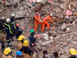Este martes continúan las labores de búsqueda de víctimas del terremoto en Les Cayes, Haití. EFE/O. Barría