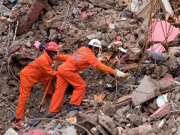 Después de la construcción de refugios provisionales las inundaciones invadieron a Haití. EFE/ O. Barría