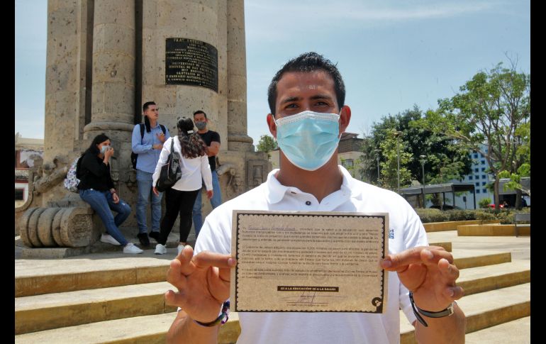 Esta semana iniciarán con 250 puntos para la recolección de las firmas en todo el Estado cerca de las preparatorias de la institución. EL INFORMADOR/ A. Camacho