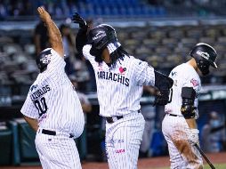 Un rally de cuatro carreras al cierre del primer tercio y nueve rayitas más repartidas en el resto del compromiso marcaron la ruta de la victoria. ESPECIAL