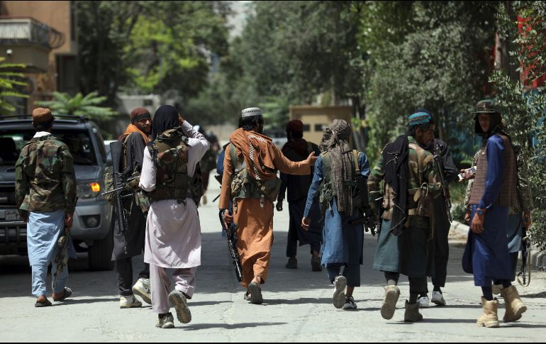Los talibanes tomaron el domingo el control de Kabul después de que sus combatientes entraran en la capital sin encontrar resistencia. AP / R. Gul