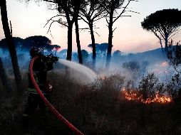 Al menos 27 personas resultaron con heridas menores. EFE/ G. Horcajuelo