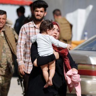 FMI anuncia que suspende fondos para Afganistán en medio de incertidumbre