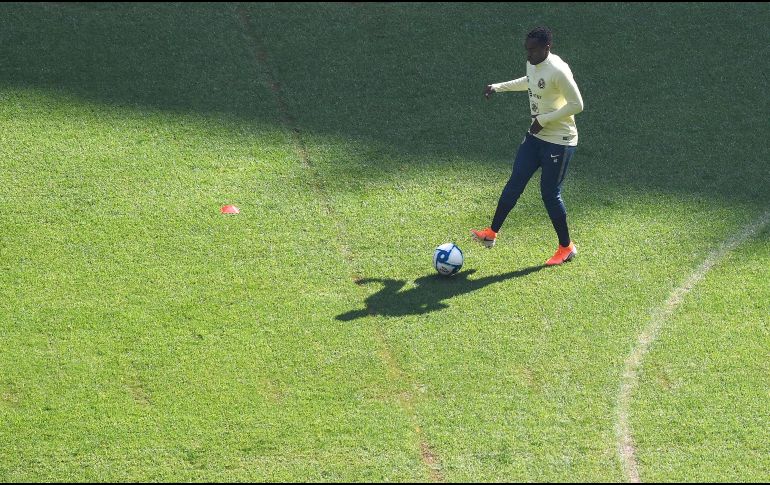 Con el dorsal 30, Ibarra volverá a vestir la camiseta azulcrema en un partido después de un año y medio complicado. IMAGO7