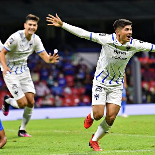 La Máquina divide puntos con los Rayados