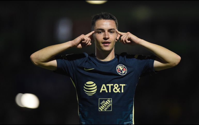 Victoria. Álvaro Fidalgo  marcó el gol de la diefencia para el América. Imago7