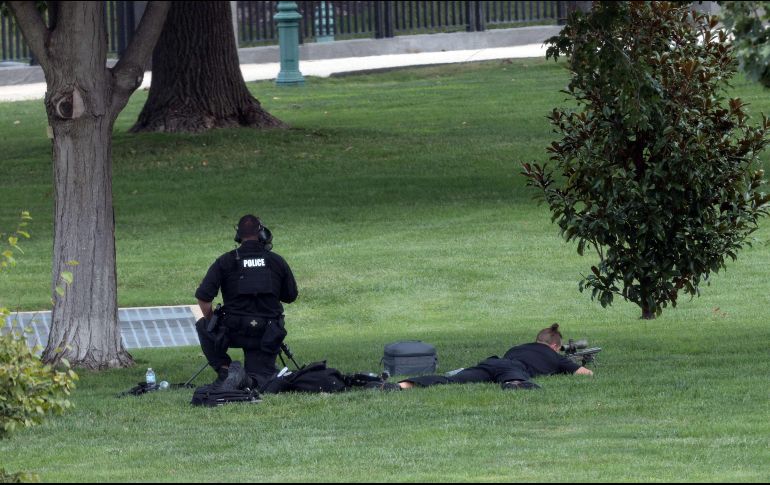 La policía distribuyó francotiradores en el área cercana al Capitolio y la Corte Suprema. AFP/W.M