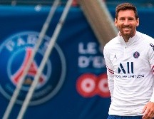 El técnico Mauricio Pochettino se mostró evasivo sobre la posibilidad que el astro argentino tenga sus primeros minutos en la liga francesa el viernes contra el Brest. EFE / C. Petit Tesson