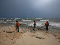 Se esperan lluvias, con riesgo de inundaciones repentinas y deslizamientos, no solo en la costa sino en el interior de México. AP / M. Ugarte