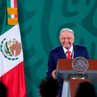AMLO acusa al TEPJF de ahora ser "ultrademócrata"