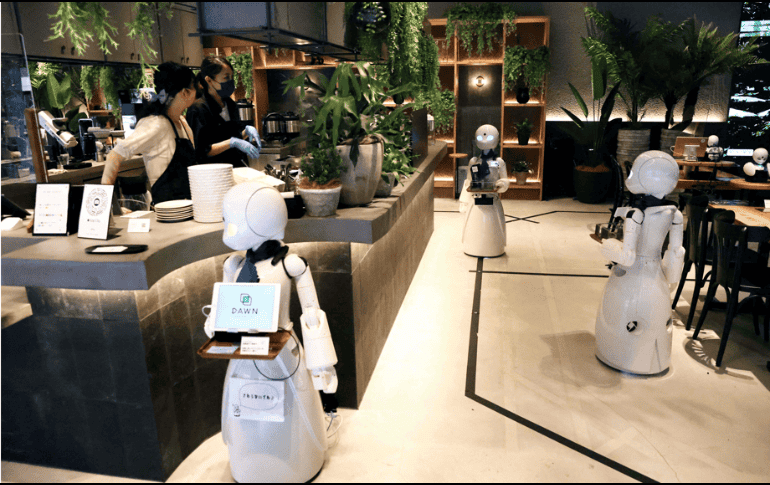 El proyecto fue ideado por Kentaro Yoshifuji, ya que de niño su salud no era buena y empezó a pensar formas para trabajar sin salir de casa. AFP/B. MEHRI