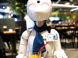 El proyecto fue ideado por Kentaro Yoshifuji, ya que de niño su salud no era buena y empezó a pensar formas para trabajar sin salir de casa. AFP/B. MEHRI