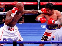 Inesperado. El peleador cubano venció ante todo pronóstico al legendario boxeador filipino. EFE