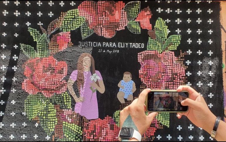 El mural para recordar a Elizabeth y Tadeo fue pintado este fin de semana por integrantes del colectivo Cuidar el Hielo, del Cepad. EL INFORMADOR/G. Gallo