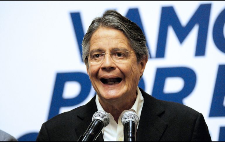 Lasso intentará cerrar un Acuerdo de Libre Comercio con México. AFP/ARCHIVO