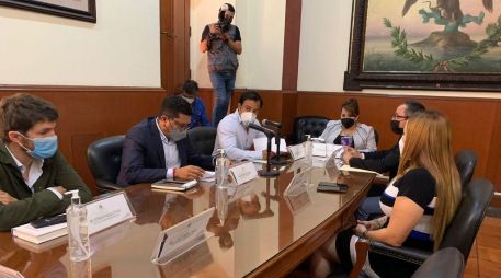 La Comisión de Responsabilidades también le dio entrada a la revisión de denuncias en contra del presidente municipal interino de Guadalajara y de la tesorera municipal por demoras en el pago de laudos. ESPECIAL /