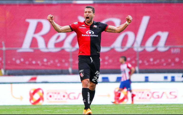 MARTÍN NERVO. ''Se debe al trabajo que venimos haciendo con Diego (Cocca), es un entrenador que le gusta armar al equipo de atrás para adelante (...) es un trabajo en conjunto'', dice el central argentino rojinegro. IMAGO7