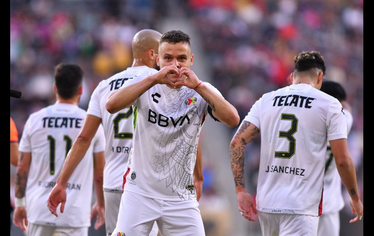 EL PRIMERO. Jonathan 