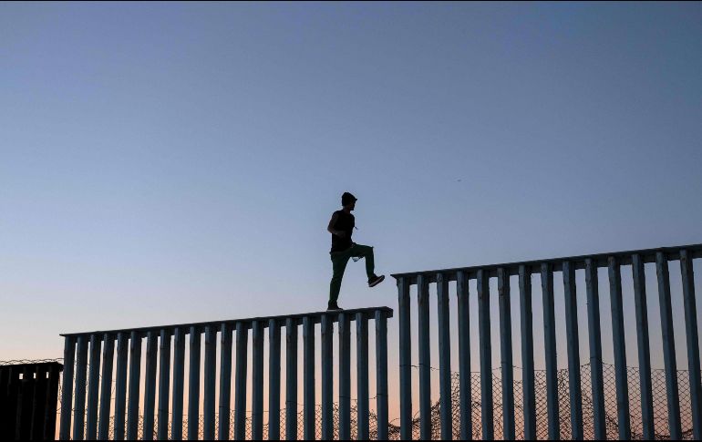 AMLO reiteró su petición de que Washington invierta en programas de desarrollo para Centroamérica y el sureste de México. AFP / ARCHIVO