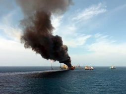 El incendio en la Plataforma E-Ku A2 del Centro de Proceso Ku-A, perteneciente al activo de producción Ku-Maloob-Zaap dejo cinco personas muertas. EFE / ARCHIVO