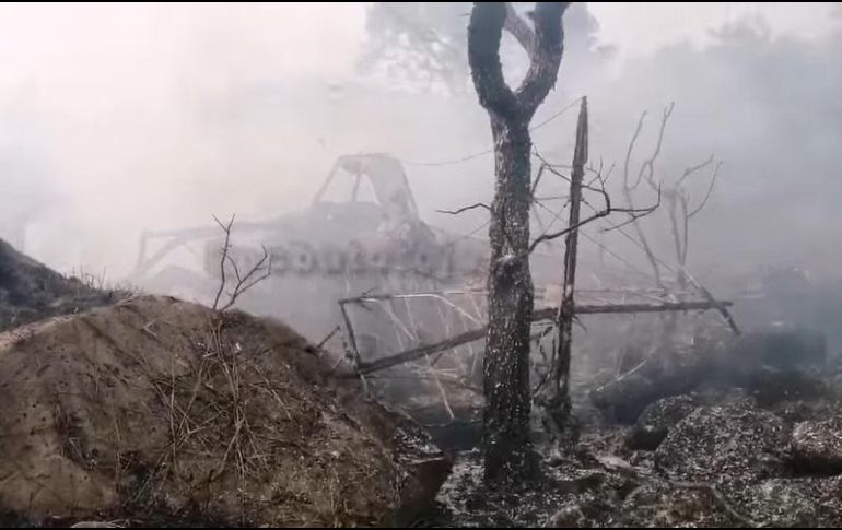 Imagen del lugar donde cayó la avioneta. Facebook / Dirección de Protección Civil y Bomberos Atotonilco el Alto, Jal.
