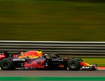 ''Checo'' Pérez concluyó las pruebas libres de este sábado en la segunda posición. AP / F. Seco