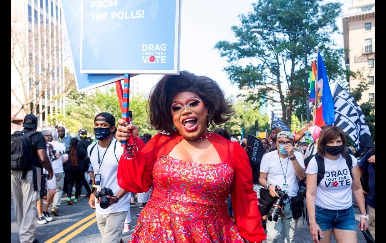 Los manifetantes portaron pancartas con mensajes como 