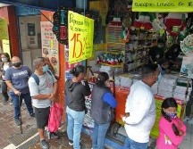 Cuadernos, colores, lápices, sacapuntas y borradores son los artículos principales que compran los padres de familia. EL INFORMADOR/A. Camacho