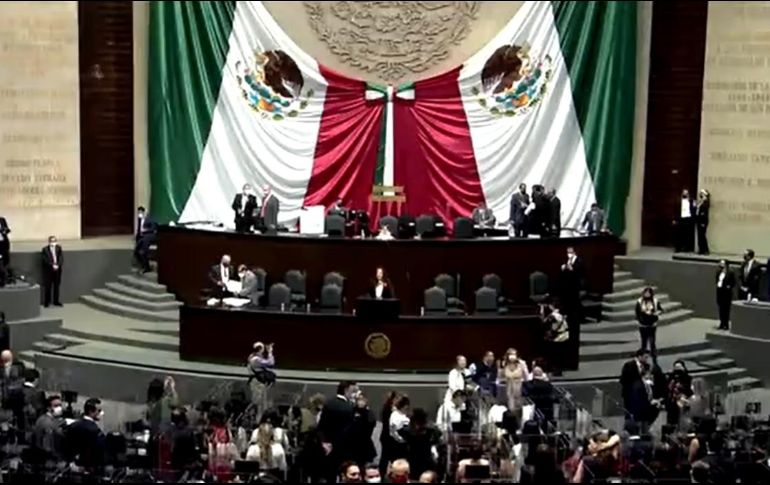 En la primera sesión ordinaria, las y los diputados recibirán el Tercer Informe del Presidente, Andrés Manuel López Obrador. TWITTER / @Mx_Diputados