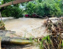En el municipio de Puerto Vallarta se desbordaron los ríos Cuale y Pitillal. TWITTER@DavidZamoraB