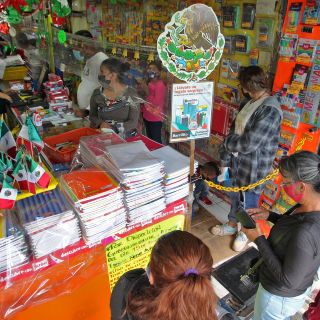 Llaman a padres a atender protocolo en aulas