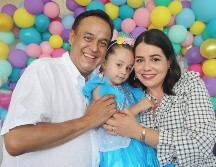 Rebeca Cosío Crella, Paulina Corella y Salvador Cosío Gaona. GENTE BIEN JALISCO/ CLAUDIO JIMENO